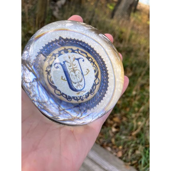 Punch Studios Paperweight Old Script Letter U French Crystal NIB - Picture 4 of 7